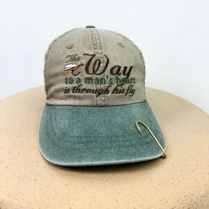 The Way to a Man’s Heart is Through His Fly Fly Fishing Humor Mens Vintage Distr